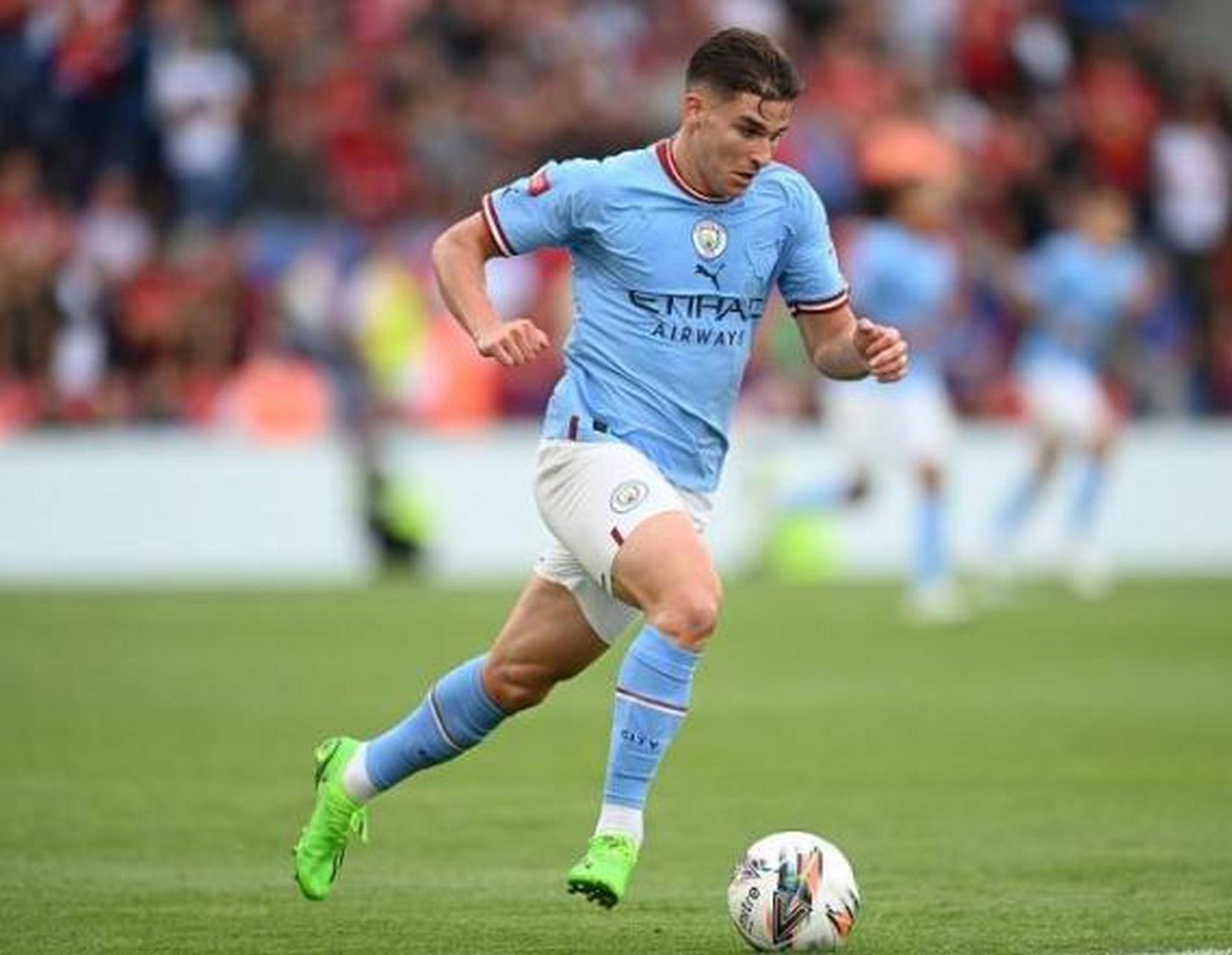 芬尼·史密斯分底角 霍勒迪底线抛投命中