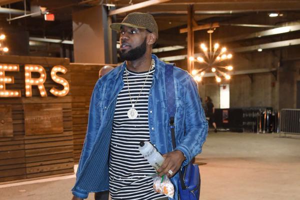 一日英超动向：多人争抢曼联临时主帅职责，罗塞尼尔喜欢当教练